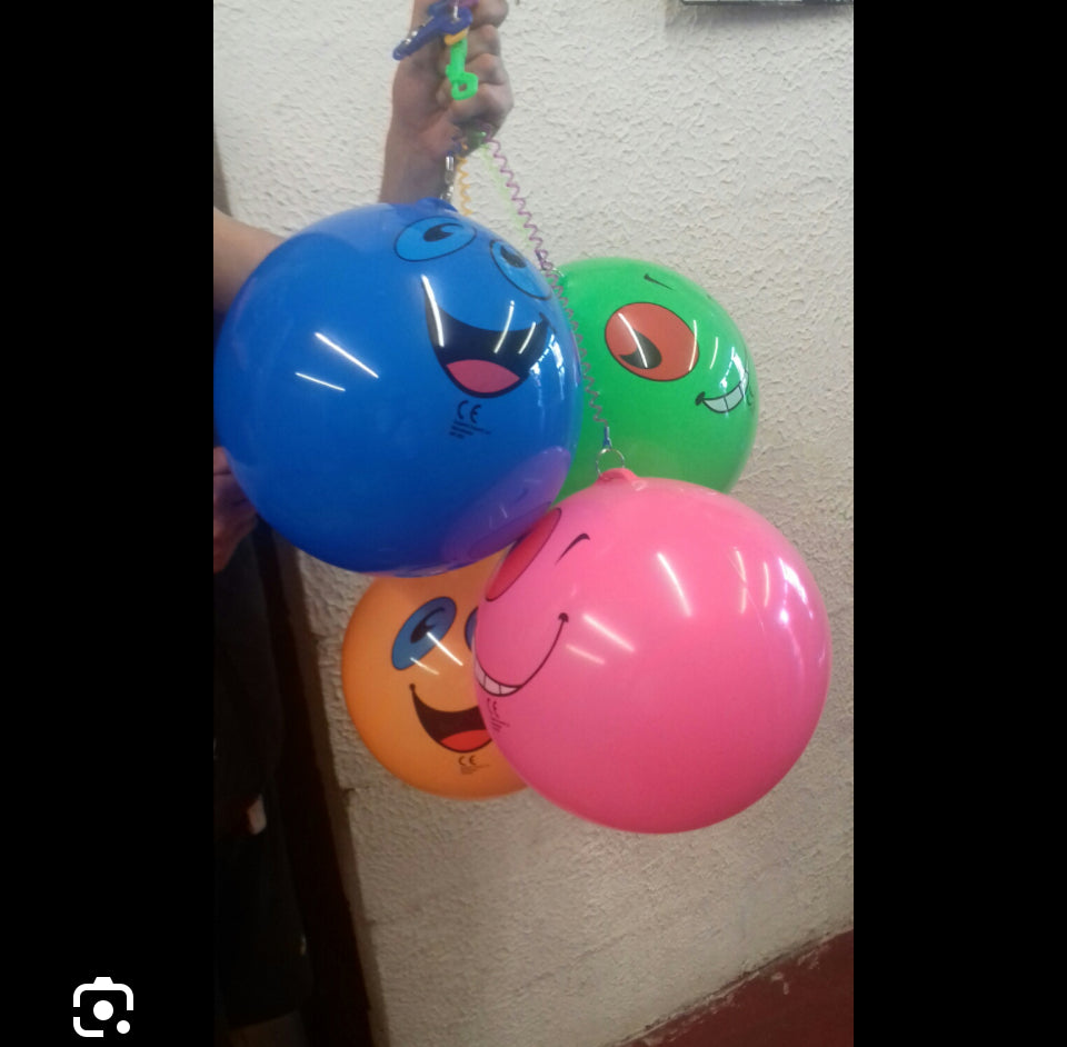 Smilly balls with hook 12pcs
