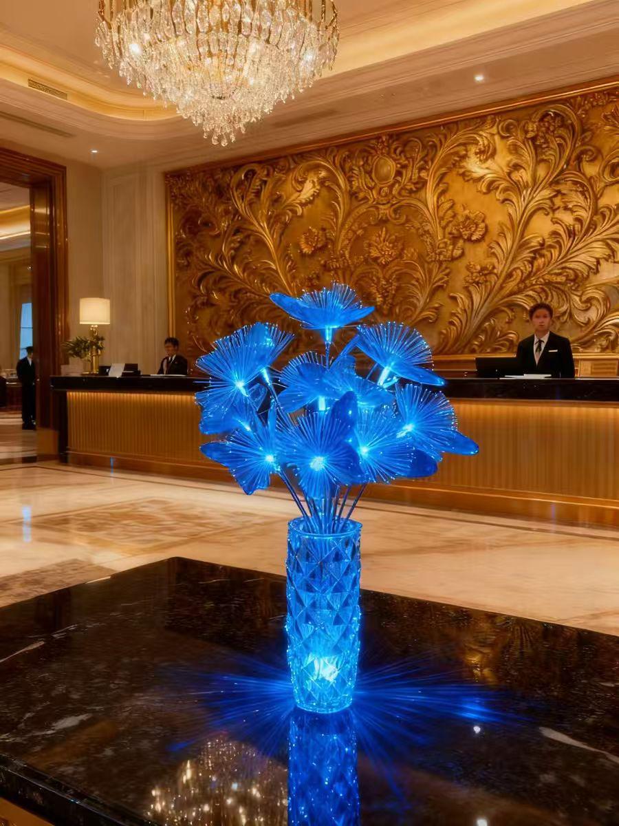 Decorative table lamp flower-like design