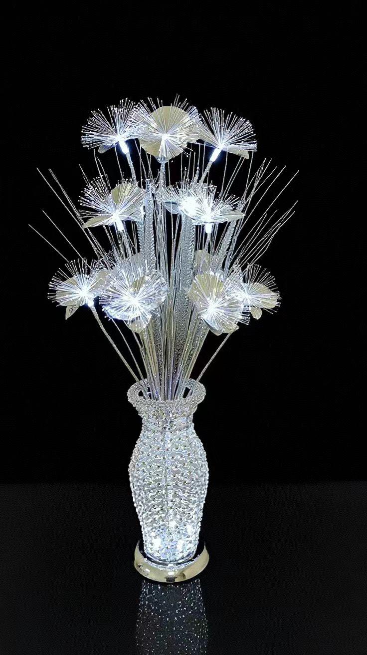 Decorative table lamp flower-like design