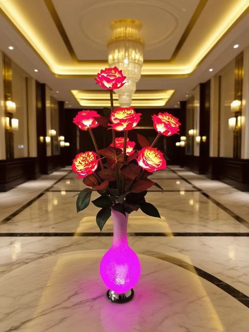 Decorative table lamp flower-like design