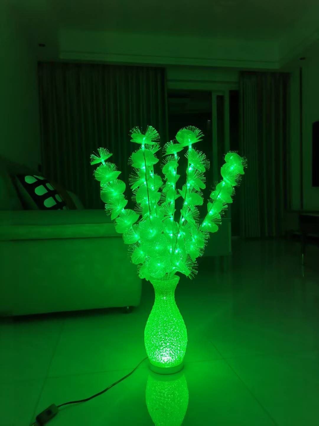 Decorative table lamp flower-like design