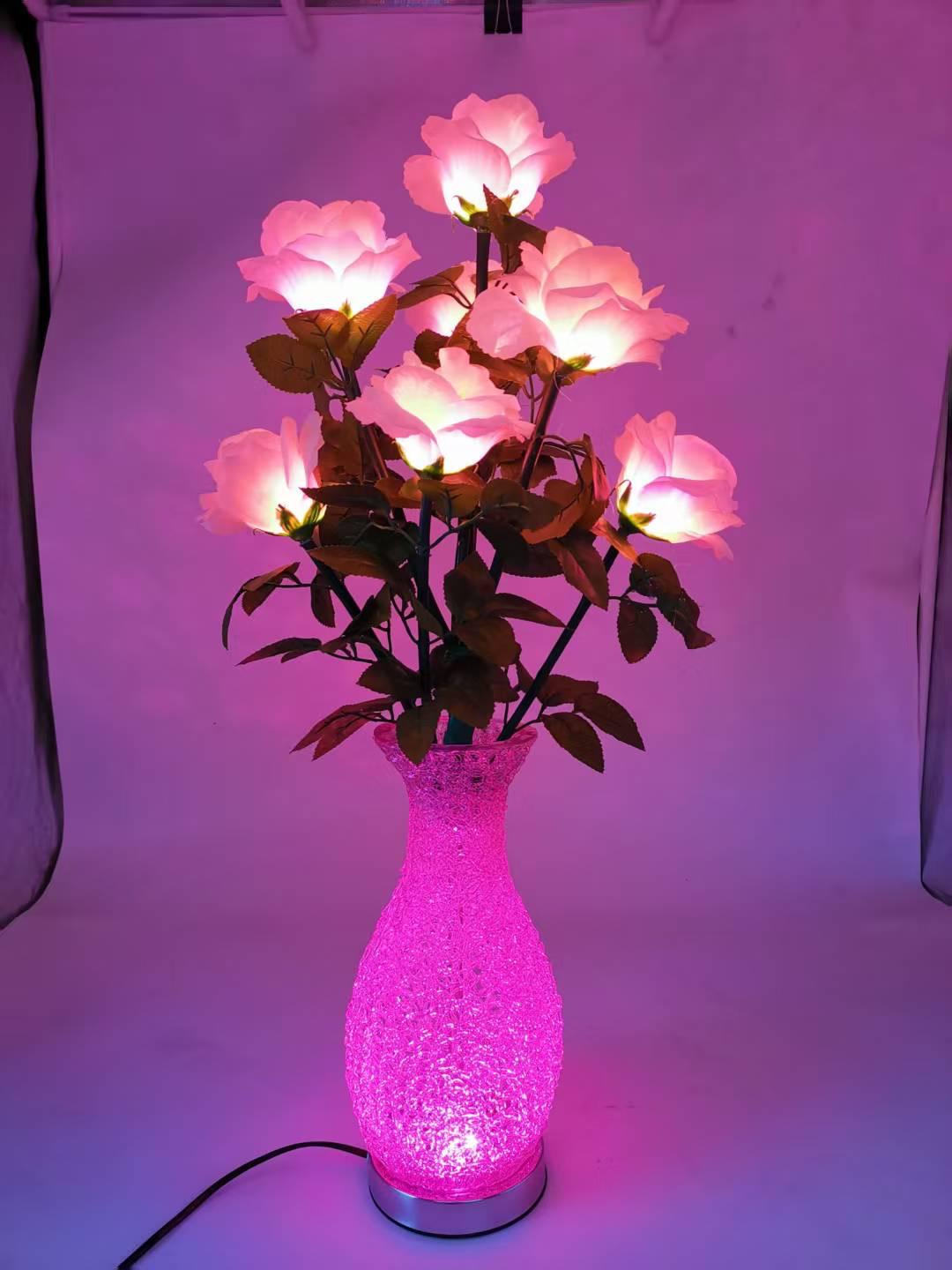 Decorative table lamp flower-like design