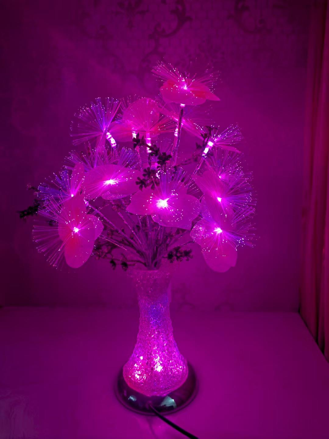 Decorative table lamp flower-like design