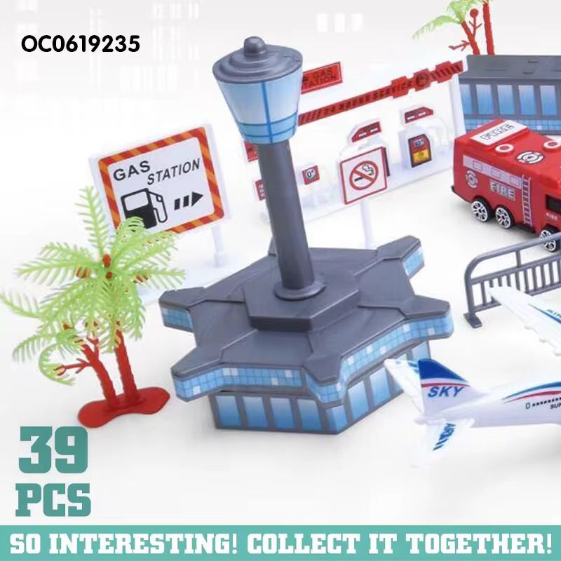 Airplane kit with plastic police car (39 pieces)