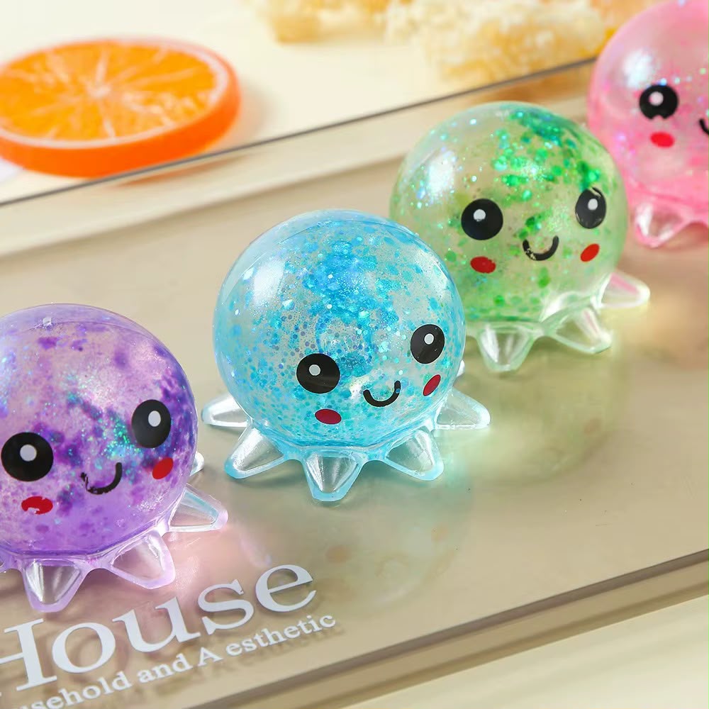 12pcs Sugar Glitter Squishy strawberry (Copy)