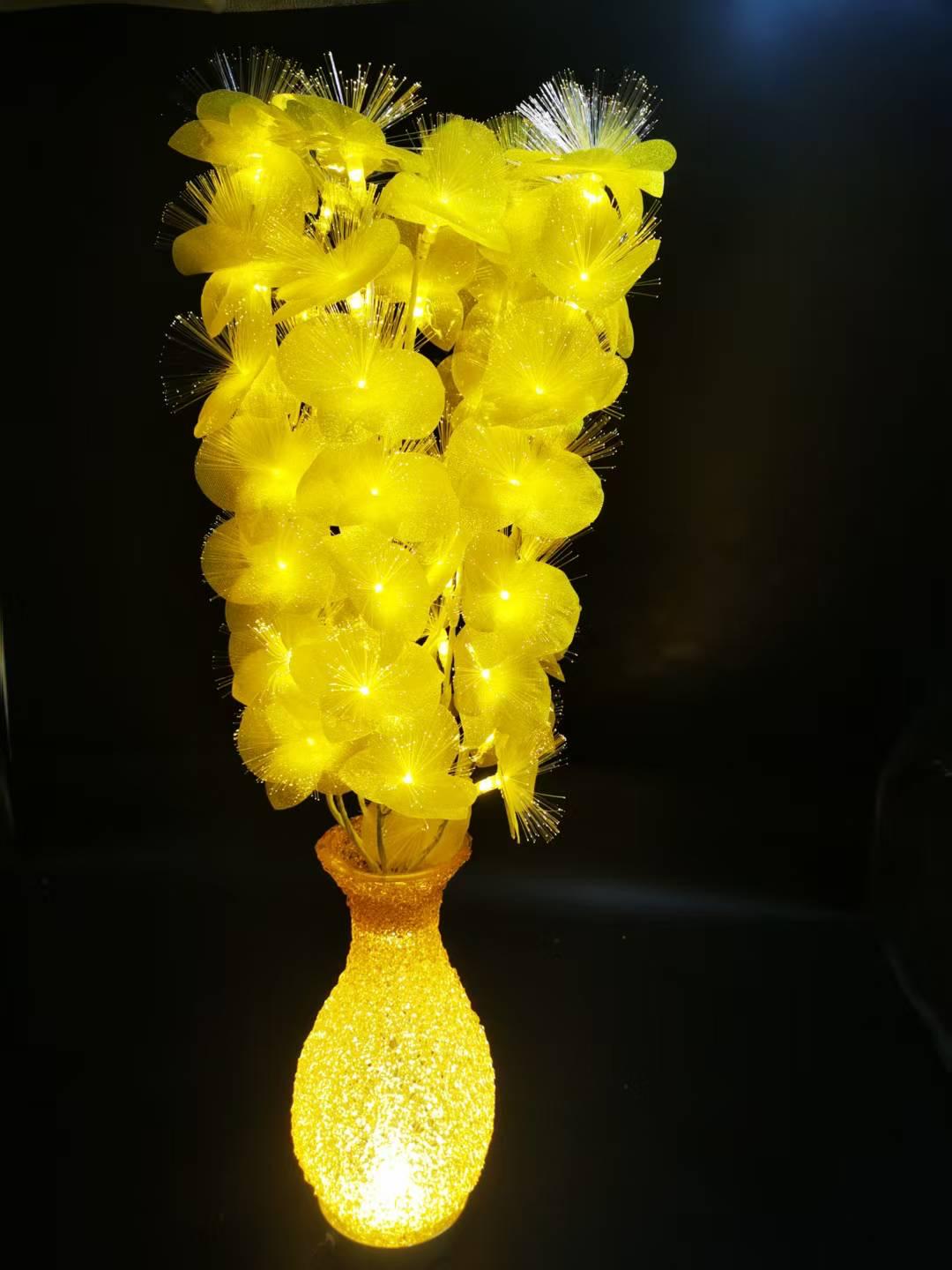 Decorative table lamp flower-like design